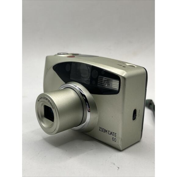 Fujifilm Zoom Date 60 35mm Auto Focus Point & Shoot Film Camera Tested - Picture 3 of 8